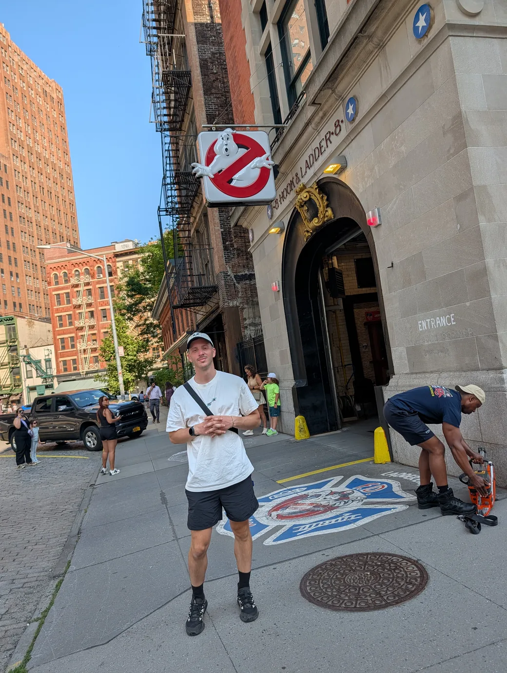 Erwan in front of the Ghostbusters firehouse in New York
